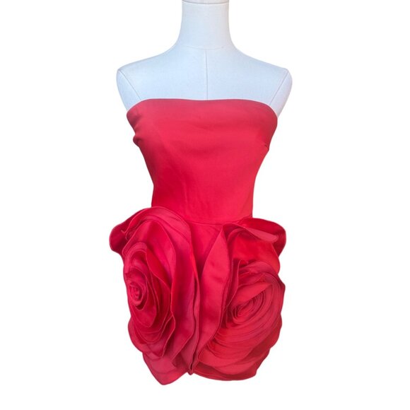 Bella Barnett Red Mini Cocktail Dress XS NWT Strapless Rose Applique Statement - Picture 2 of 13
